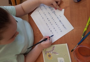 Дети учатся письму: как преподавать каллиграфию